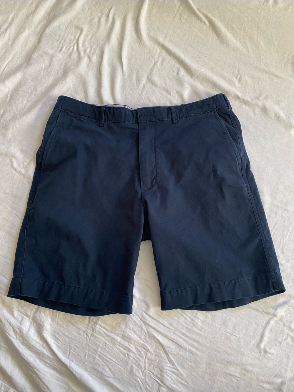 Daniel Cremieux Navy Flat-Front Men's Shorts - Size 34